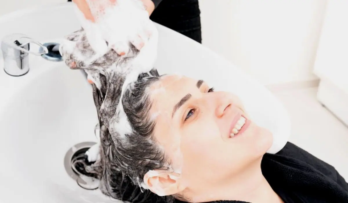 Does Shampoo Really Help To Reduce Hair Fall Damage
