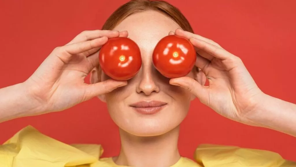 Tomato Mask